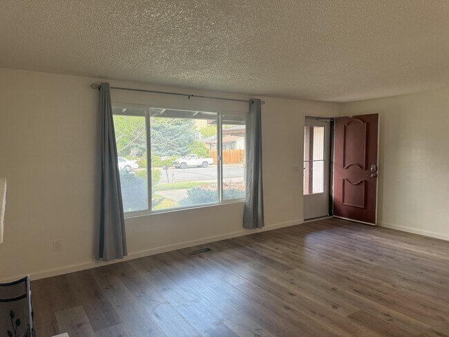 Building Photo - 2460 Brookside Way