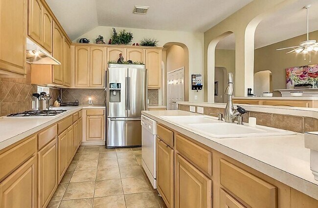 Building Photo - 2617 Sunday House Dr