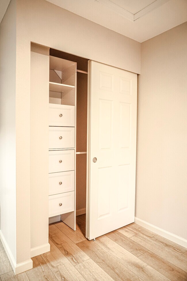 Building Photo - 18713 20th Ave SE