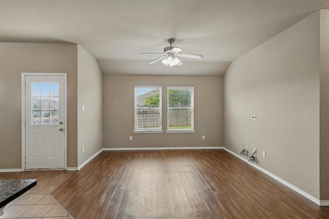 Building Photo - 1101 Roman Dr