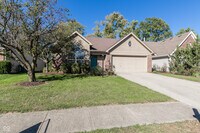 Building Photo - 10768 Belair Dr