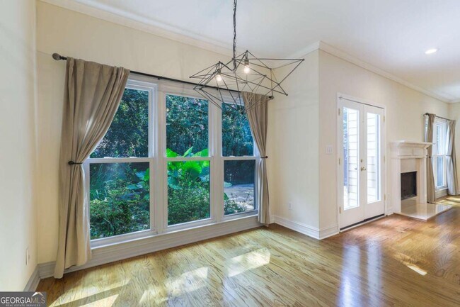 Building Photo - 1167 Druid Walk