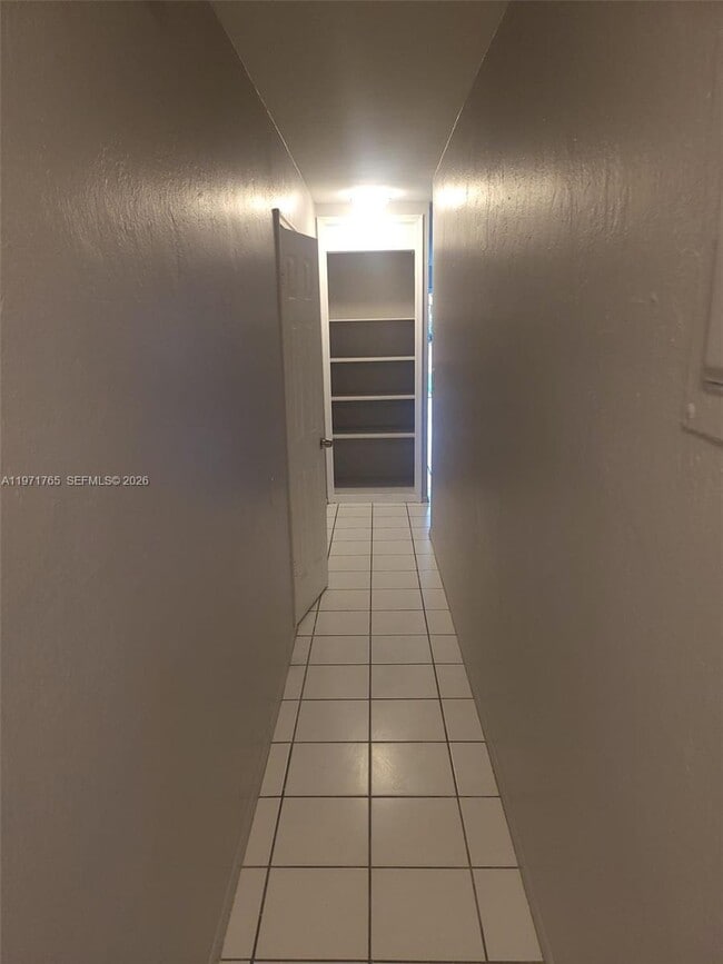 Building Photo - 1435 NW 8th Ave