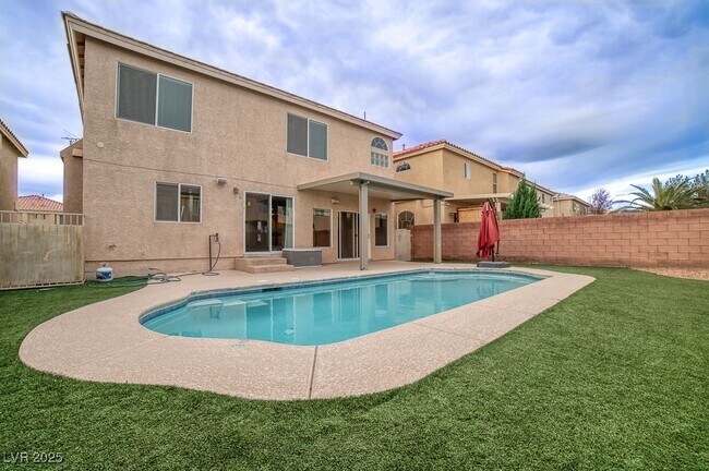 Building Photo - 6574 W Musette Ave