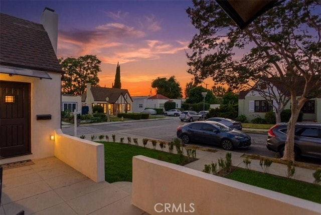 Building Photo - 902 Brier Ln