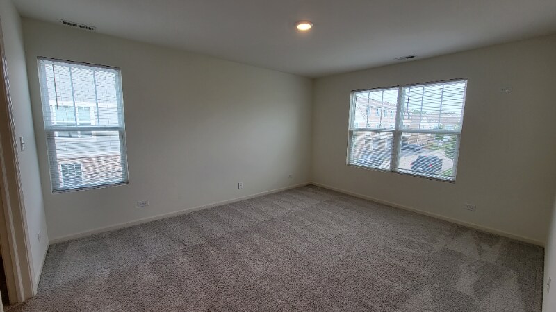Building Photo - 200 Goldenrod Dr