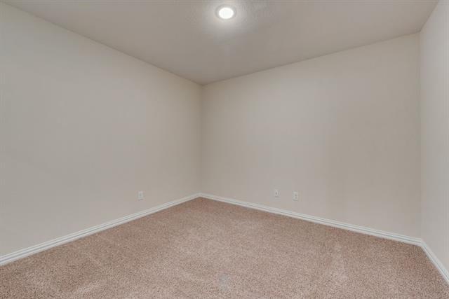 Building Photo - 7429 Bellingham Rd