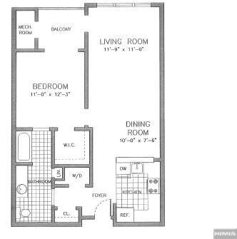 Building Photo - 10 Sampson St