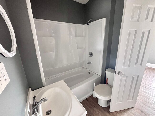 Building Photo - 4307 Binney St