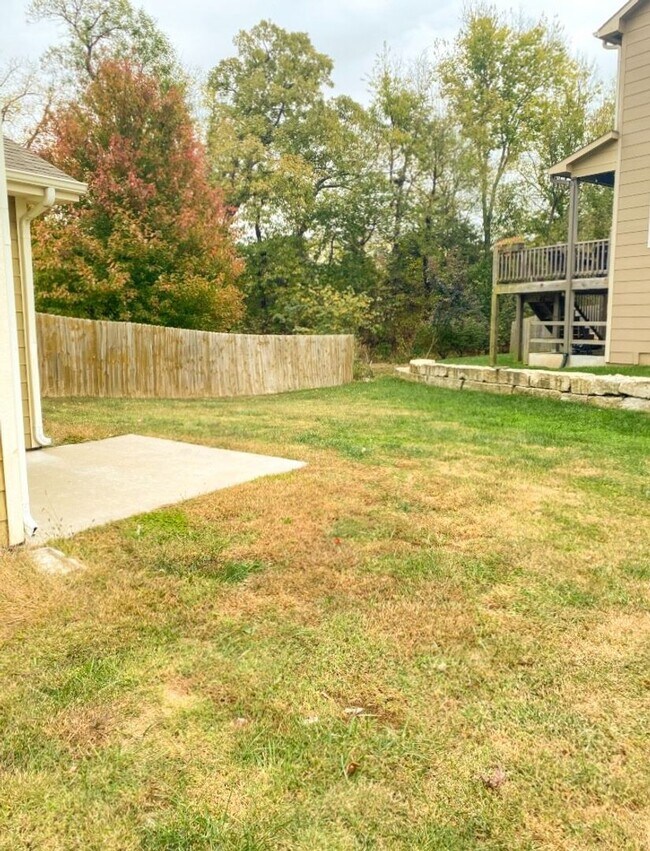 Building Photo - Italian Estates Property Management