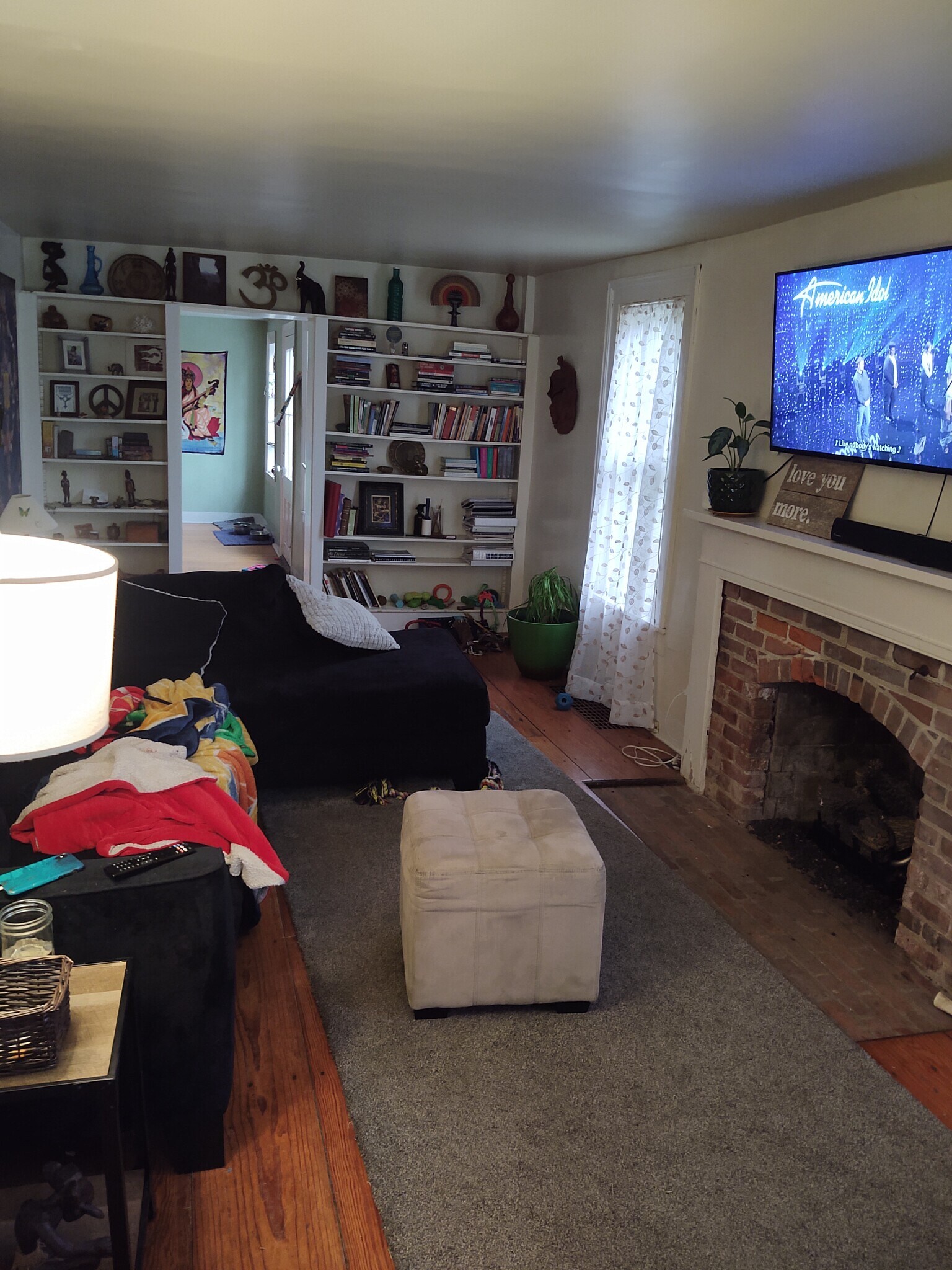 Building Photo - 711 W South St