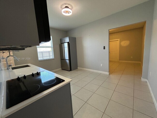 Building Photo - 16767 SW 290th Ln