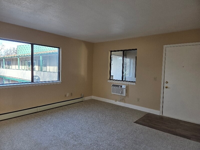 Building Photo - 27 W St Elmo Ave