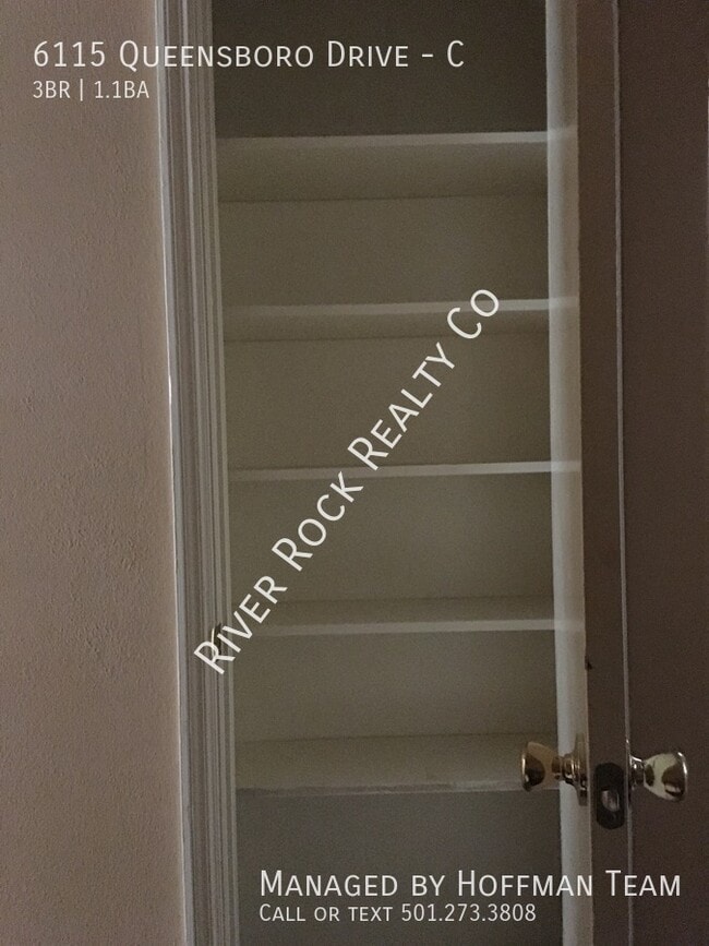 Building Photo - 6115 Queensboro Dr