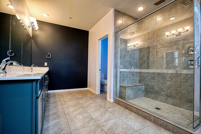 Building Photo - 3364 Caldora Ln