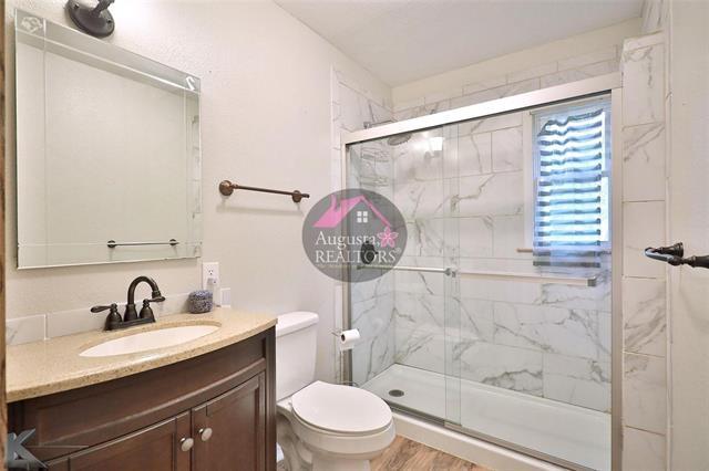 Building Photo - 1625 Burger St