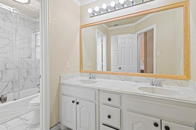 Building Photo - 2308 Megan Wy