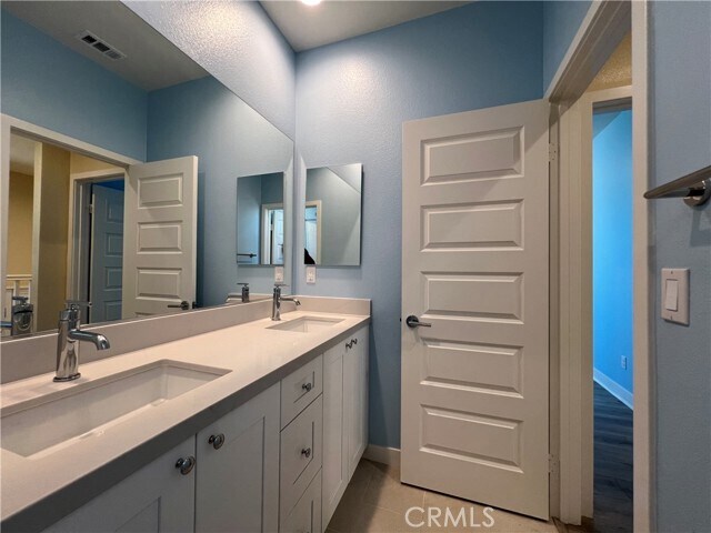 Building Photo - 4292 S Heather Privado