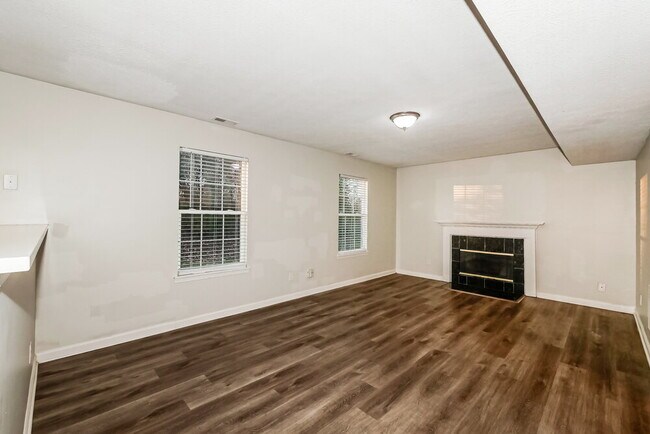 Building Photo - 6322 Bearsdale Cir