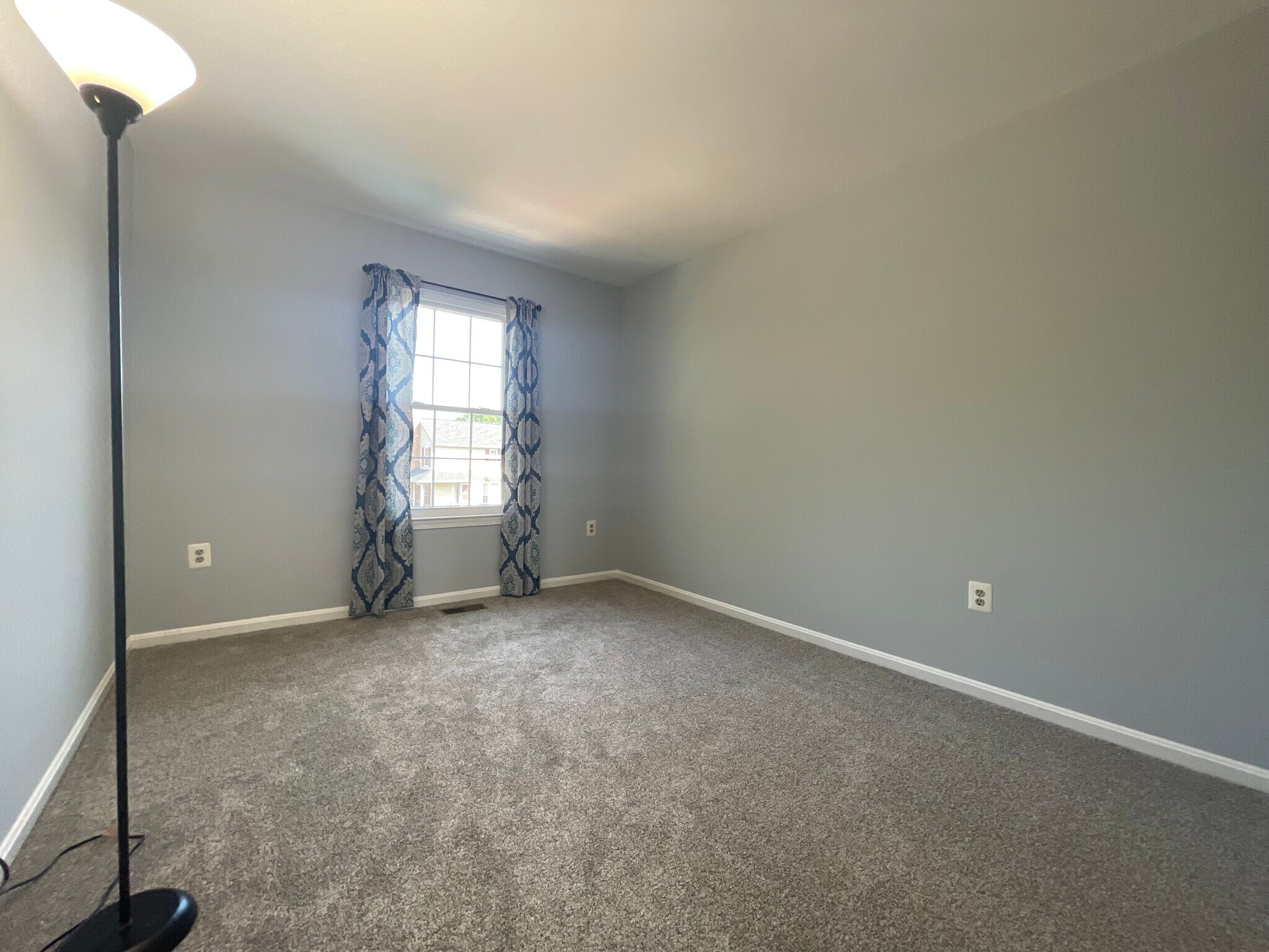 Building Photo - 6802 Cottingham Ln