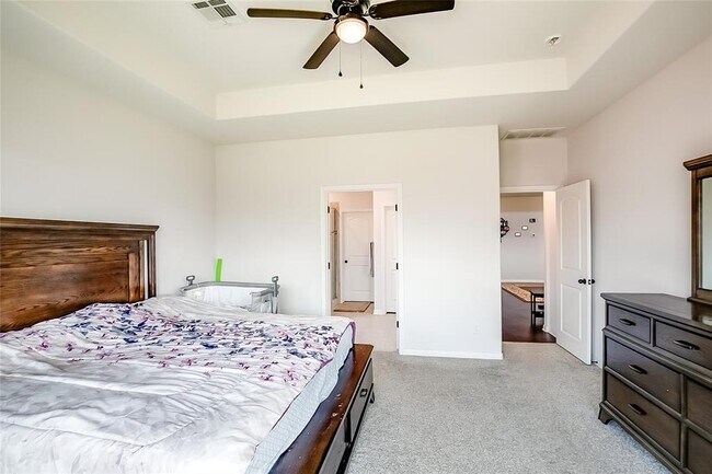 Building Photo - 2741 Bocelli Pl