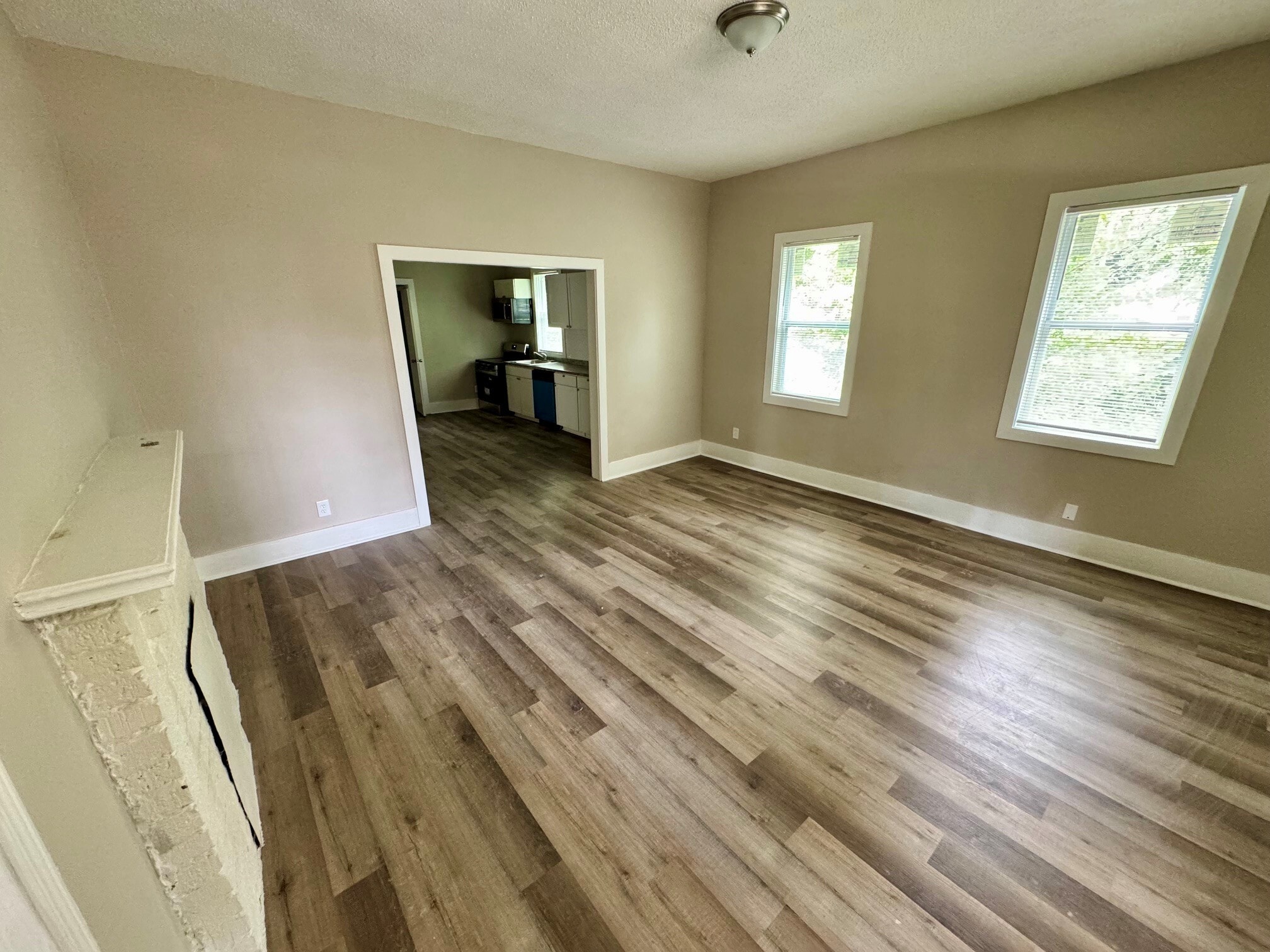 Living Room - 2562 School Ave