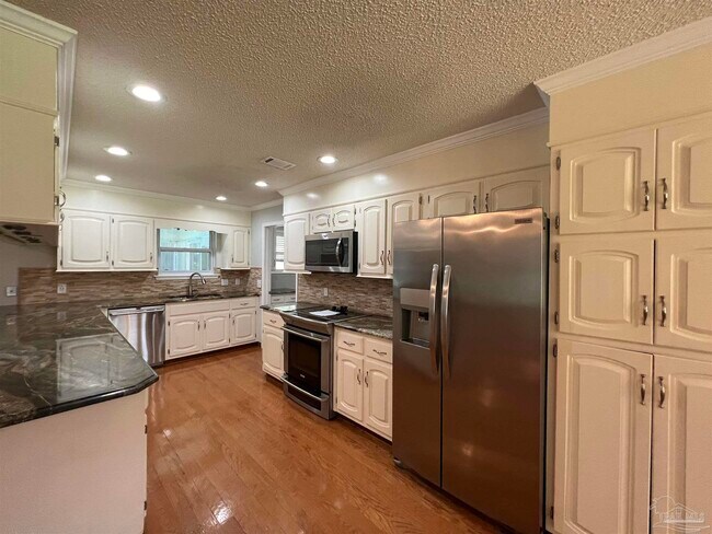 Building Photo - 3143 Aarons Way