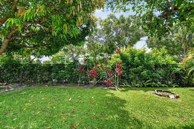 Building Photo - 1080 Salmon Isle