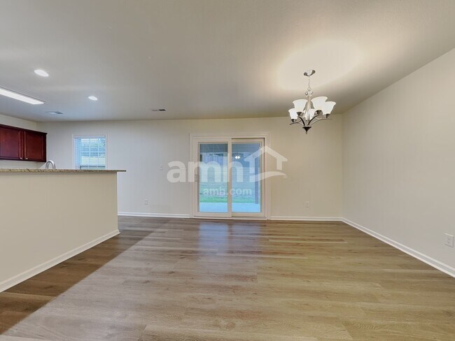 Building Photo - 1801 Point Wood Dr