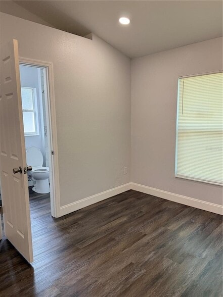 Building Photo - 100 Little Fox Ave