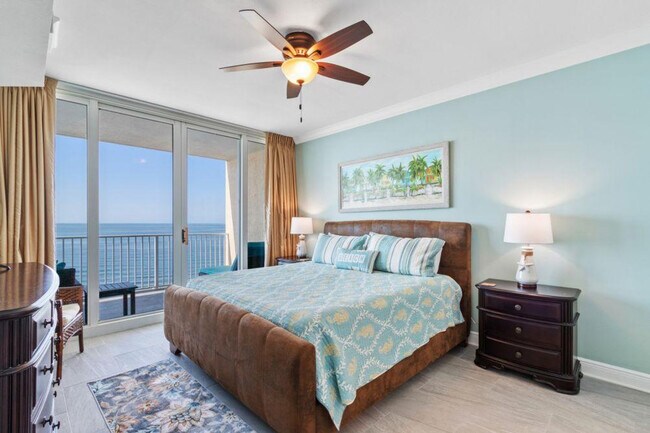 Building Photo - 365 E Beach Blvd