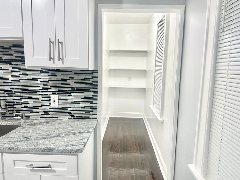 Building Photo - 67 Tremont Ave