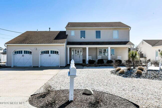 Building Photo - 327 Tide Pond Rd
