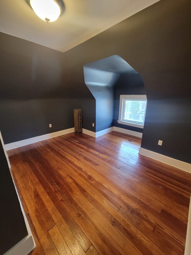 Building Photo - 262 Claremont Ave