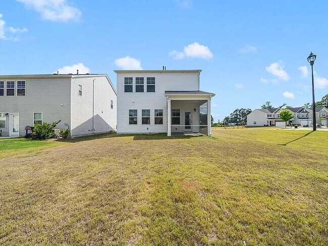Building Photo - Lease OR Lease to Own