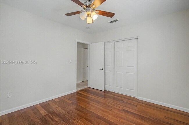 Building Photo - 15540 SW 82nd Ct