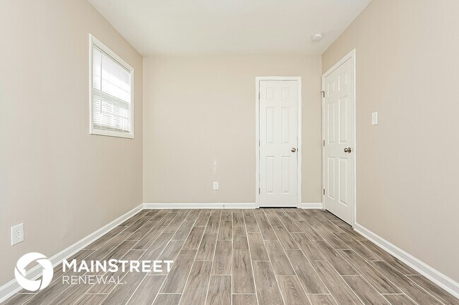 Building Photo - 79 Green Valley Dr