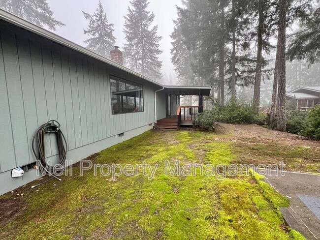 Building Photo - 50 E Vine Maple Ln