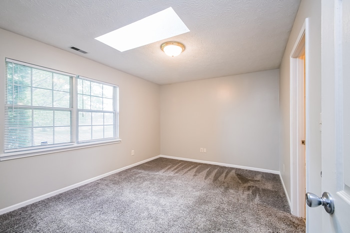 Building Photo - 11813 Shannon Pointe Rd