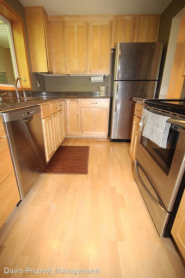 Building Photo - 1 br, 1 bath House - 10203 47th AVE SW, #B8