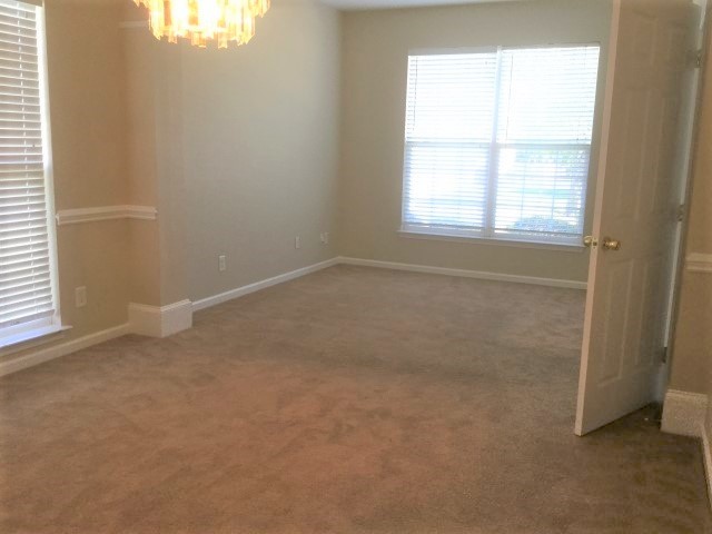 Building Photo - 4513 Sedgewood Ln