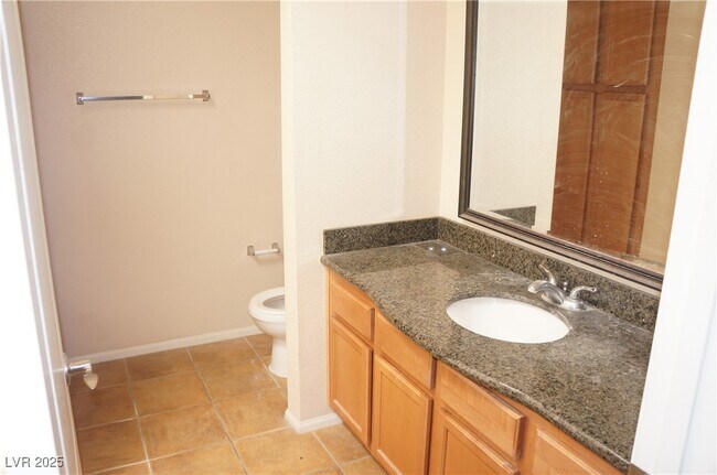 Building Photo - 3145 E Flamingo Rd