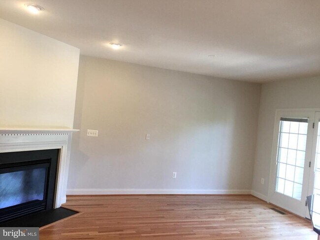 Building Photo - 25802 Turlough Terrace
