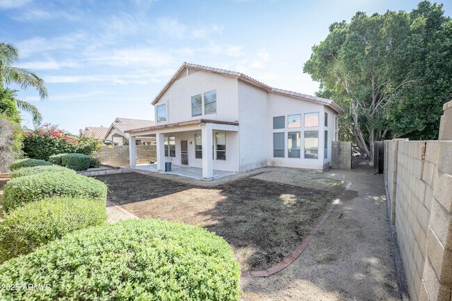 Building Photo - 3844 E Kings Ave