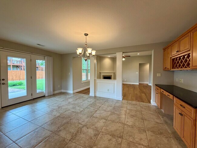 Building Photo - 2007 Ruby Oaks Ct