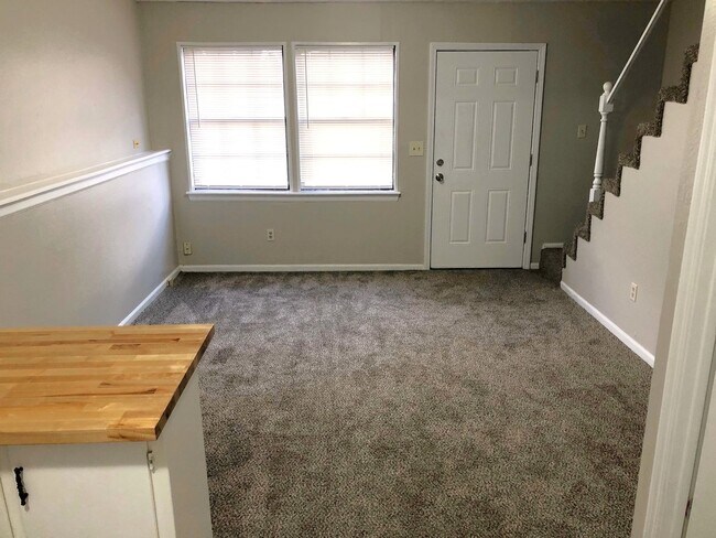 Building Photo - 1406-1408 S. 2nd Street