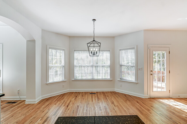 Building Photo - 1024 Patricians Ln