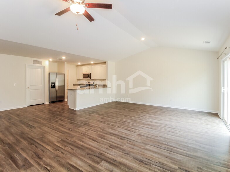 Building Photo - 1397 John Swann St