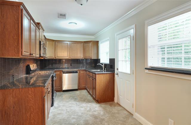 Building Photo - 3825 Hawick Ln