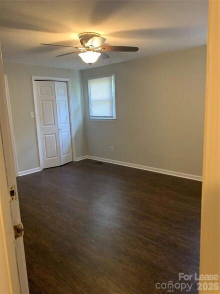 Building Photo - 2995 Wonderland Ln